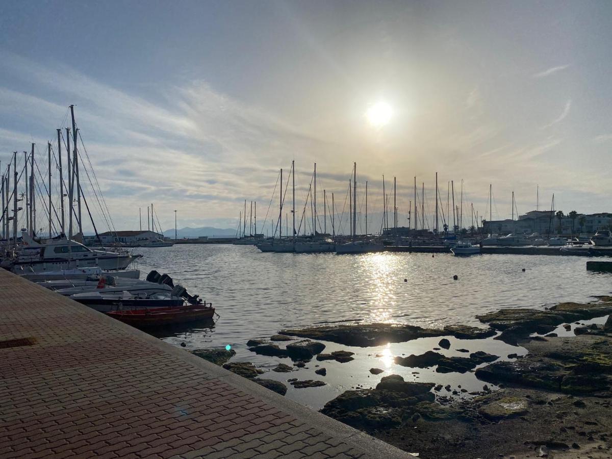 I Fenicotteri - Appartamenti Sul Mare Calasetta Eksteriør billede