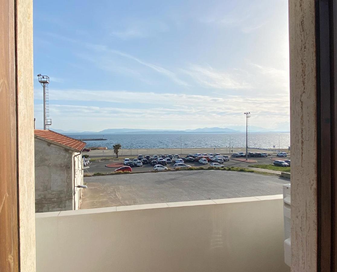 I Fenicotteri - Appartamenti Sul Mare Calasetta Eksteriør billede